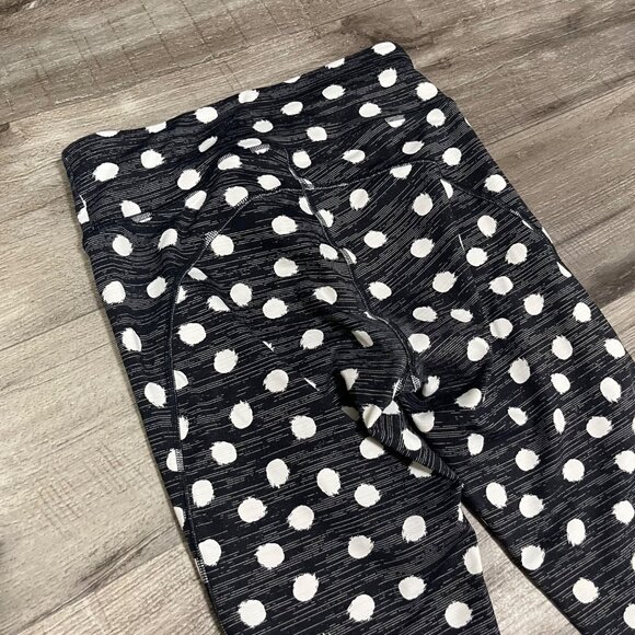 Outdoor Voices Athletic TechSweat Polka Dot Cropped Yoga Pants Women’s Size S - Picture 4 of 8